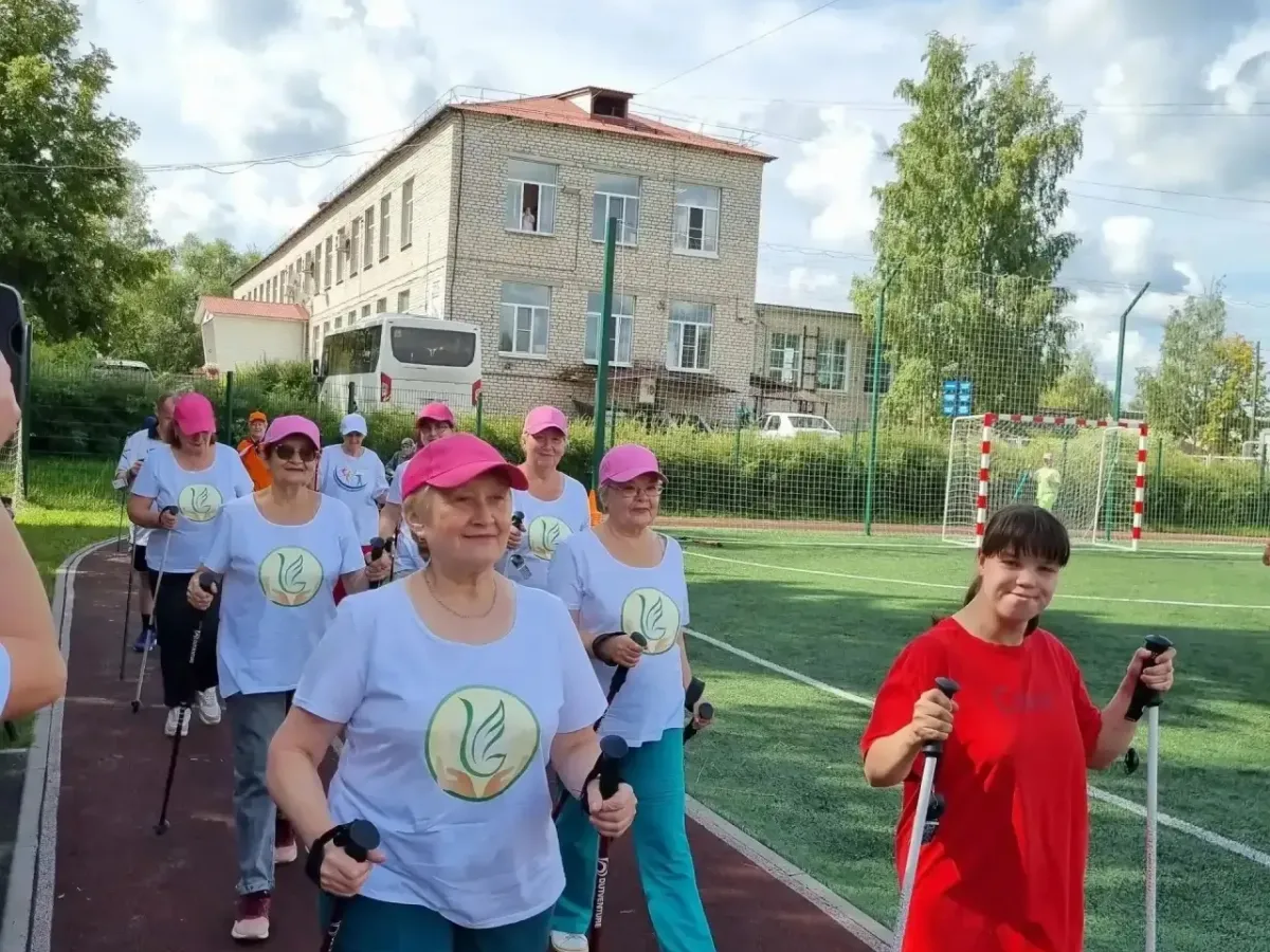 Подопечные Гусь-Хрустального соццентра приняли участие в спортивном празднике
