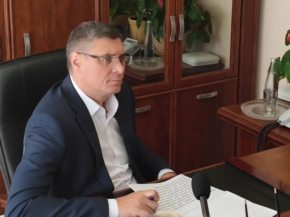 Во Владимирской области по итогам личного приёма губернатора приняли решения по ремонту дорог, газификации и связи