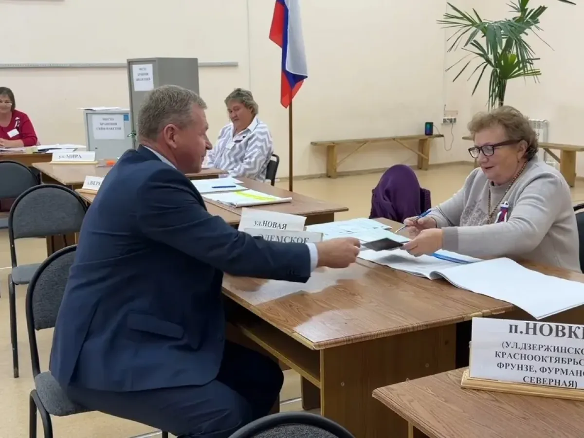 Во Владимирской области первый день голосования прошёл при стопроцентном участии глав округов
