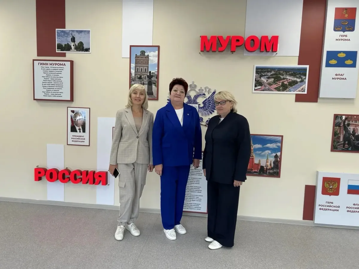 Министр образования региона оценила капремонт школы №7 в Муроме