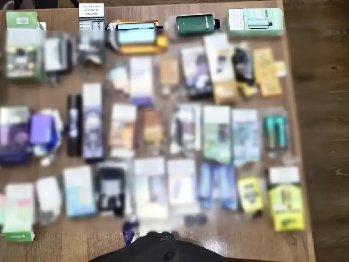В Муроме предпринимателя оштрафовали за хранение немаркированной жидкости для электронных сигарет