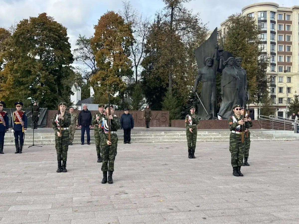 Во Владимире открылась «Вахта памяти» у Вечного огня