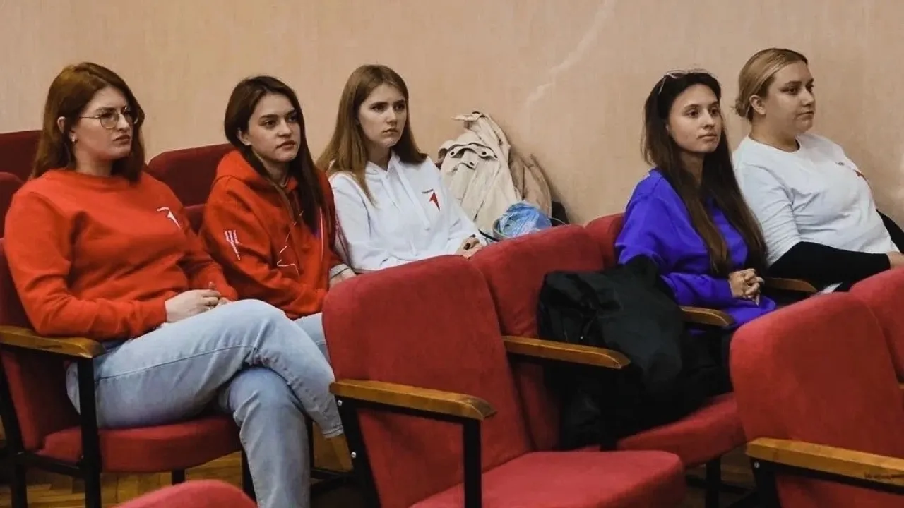 Во Владимире активисты закрасили уличную рекламу запрещённых веществ — Владимир Сейчас