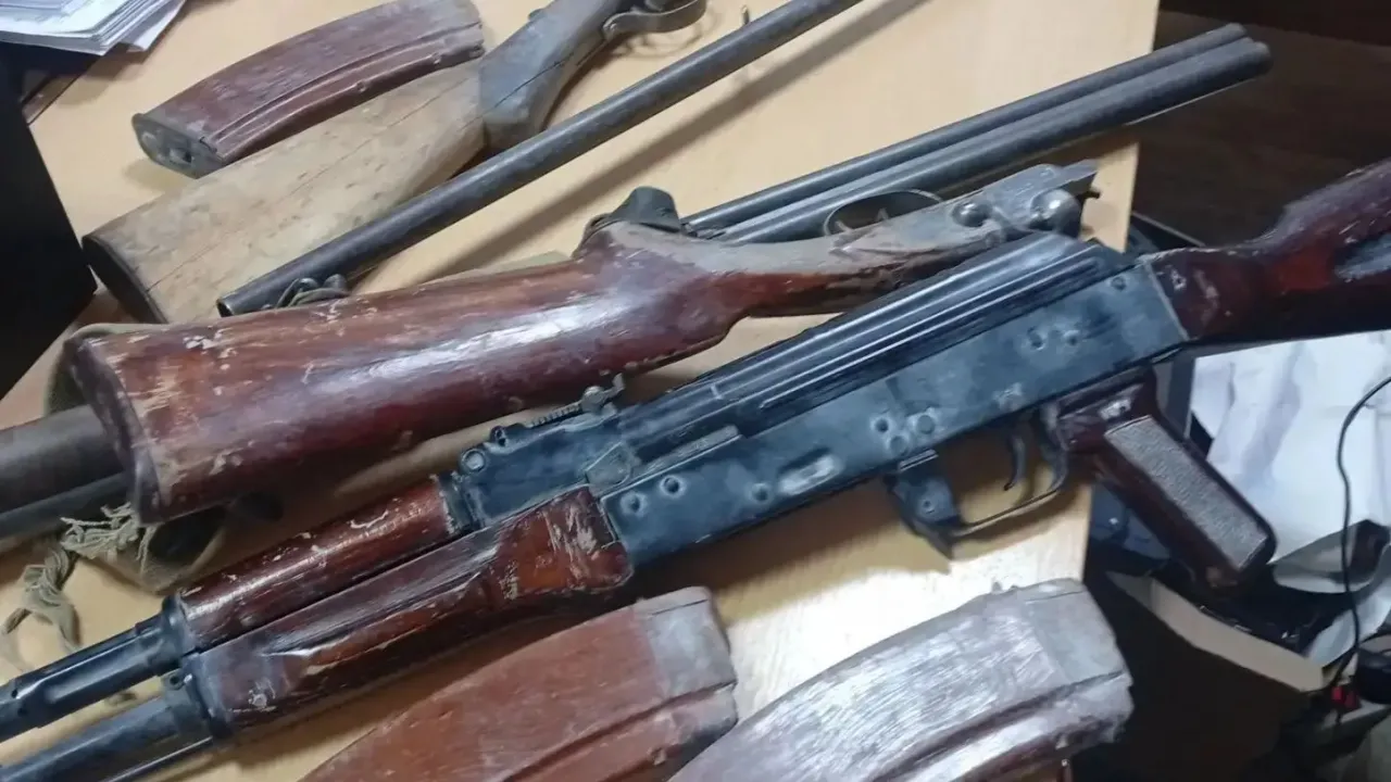 В Гороховце местного жителя осудили за хранение АК-74 и 602 патронов — Владимир Сейчас