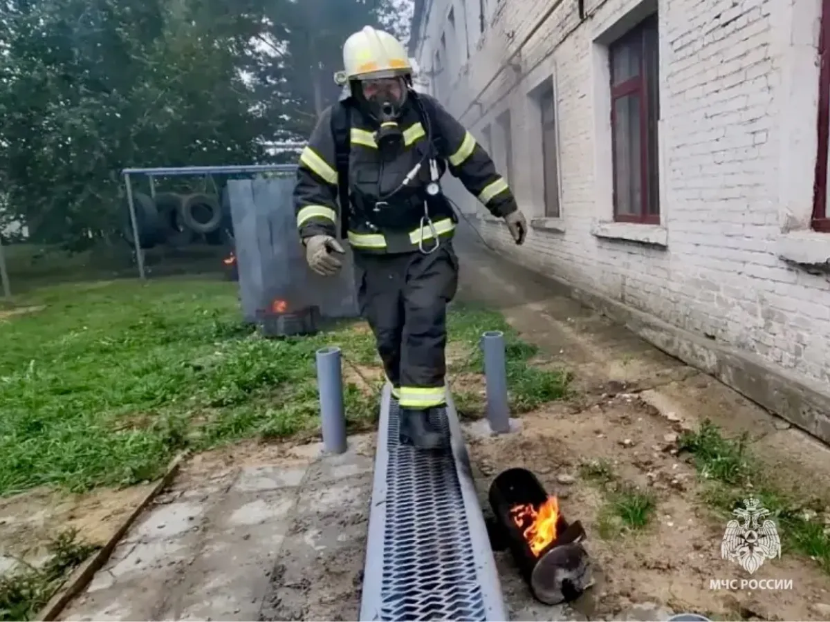 В Жирновске построили полосу подготовки для газодымозащитников 64-й ПСЧ