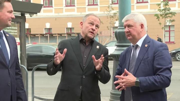 В Воронеже проверили ход реставрации Дома Офицеров на проспекте Революции — Воронеж Сейчас