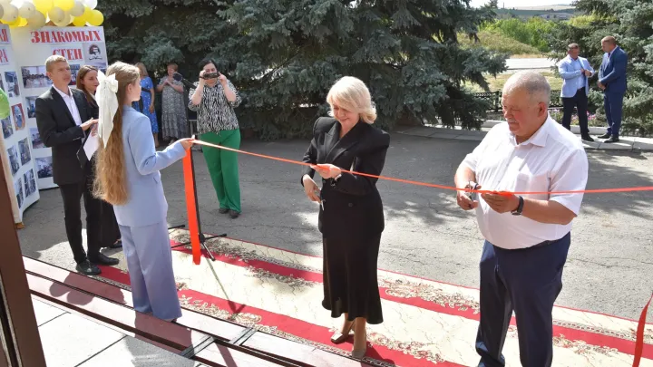 В селе Новомарковка Воронежской области открылась модельная библиотека — Воронеж Сейчас