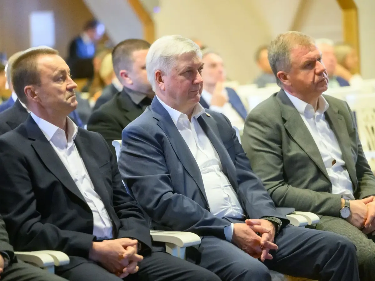 Воронежских работодателей призвали активнее брать на работу ветеранов СВО