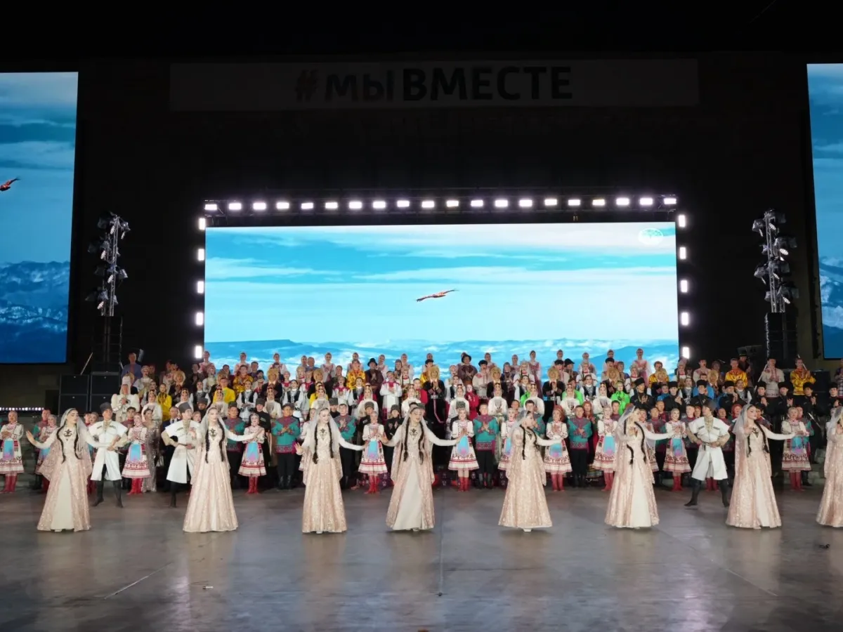 Ансамбль «Воронежские девчата» выступил на форуме-фестивале в Дагестане