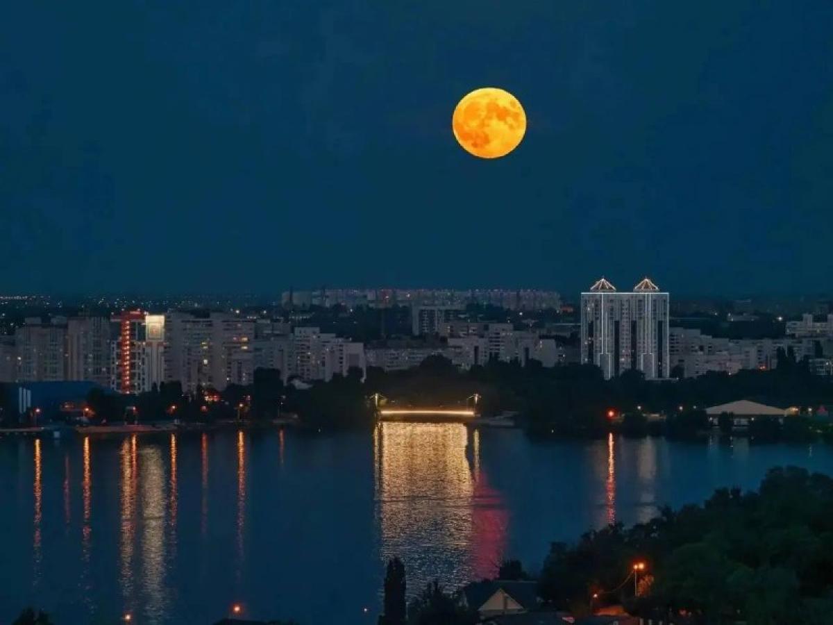 В Воронеже готовят продолжение легендарного фотоальбома о городе